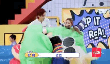 陆柯燃|THE9团综好看哎！金星认为杨幂比杨颖漂亮，陆柯燃抱摔安崎