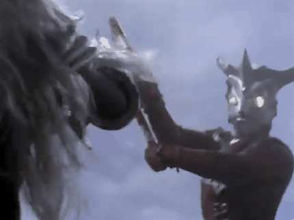 奥特曼雷欧奥特曼只会近战吗他是集格斗光线武器于一身的战士