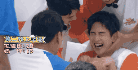 沈腾|军艺校草的神奇“宿命”：连杨洋也开始沙溢、沈腾化了