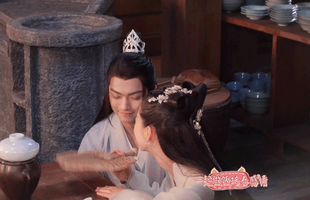 周冬雨|周冬雨也要演绝世大美人了？明明说过自己不合适啊！