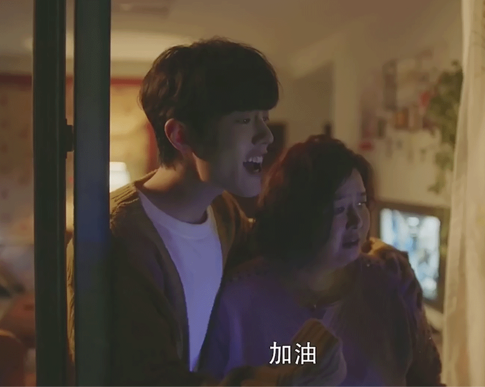 肖战|娱记曝肖战抗疫剧官宣后曝光度回升，想拿下鹿晗《在劫2》角色？