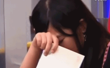 张含韵|15年后，逆风翻盘的张含韵，终于敢直视镜头说：你们闺女能耐了