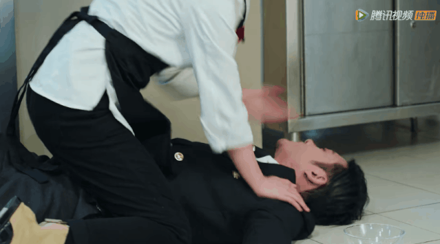 赵露思|赵露思新剧开播，预告即精华，正片还不如海报，辱智的假糖吃不下