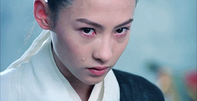 颜值|顶流小花纷纷颜值崩塌，为什么小美女很难蜕变成石破天惊大美人？