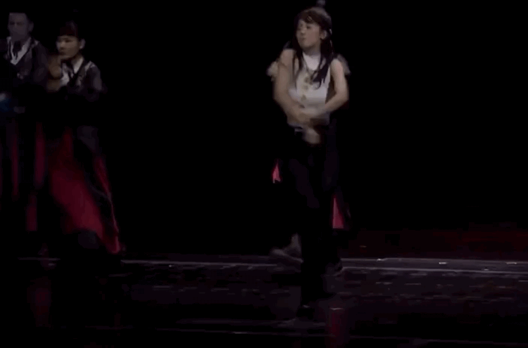 袁冰妍|吃完红利就拆CP？琉璃云歌会：成毅避嫌0互动，袁冰妍疑似被排挤？