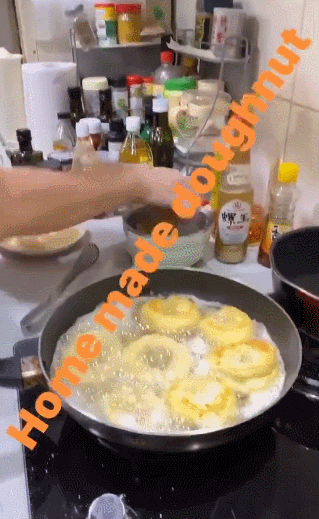 郭碧婷|国民好岳父！向佐陪产郭碧婷被郭爸宠成亲儿子，吃水果都给剥好皮