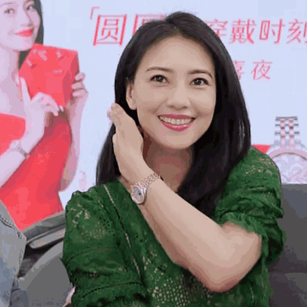 高圆圆|高圆圆复出拍戏演宋美龄，搭档“宋庆龄”李小冉，花絮照气质超群