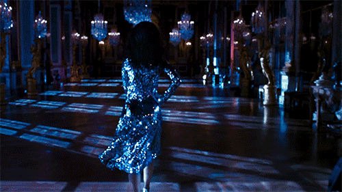 日本_娱乐|15岁惊艳出道，亮相就被称赞“美到让人窒息”的脸长什么样？