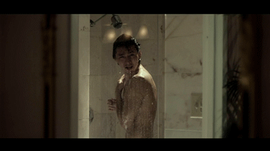 1818黄金眼|人家割伤的是手，你们却都在看脸？1818全组都是星探吗？