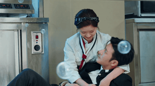 顾胜男|播放破5亿又怎样？这国产爆款就是在侮辱智商