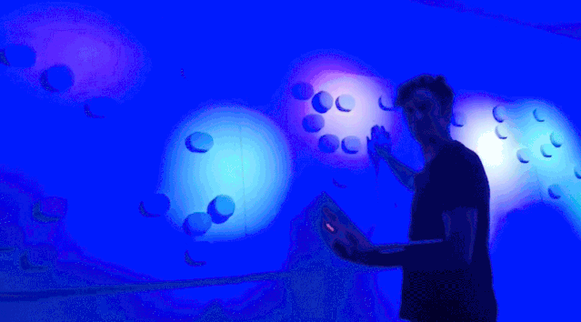 设计师|潮蓝：BLUE＋蓝色生命体艺术展览