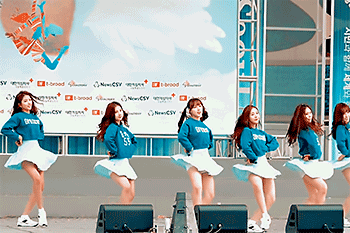 银河|她的脸也开始垮了？