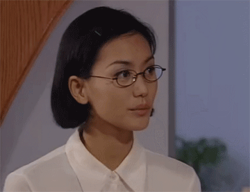 贾静雯|当年同框吊打贾静雯的神颜大美女，如今47岁赛18，仿佛吃了防腐剂……