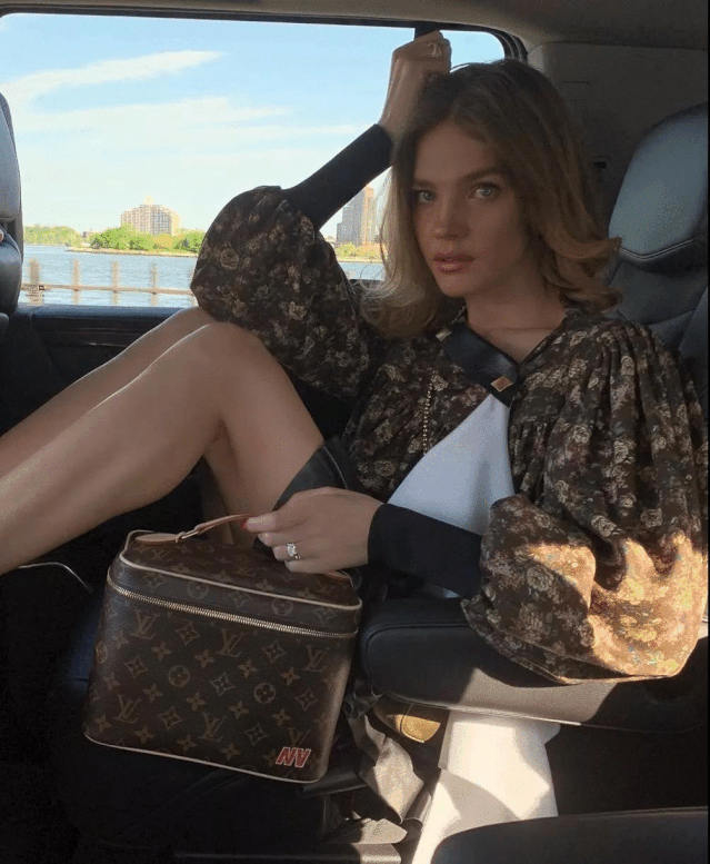 娜塔莉·沃佳诺娃|38岁超模两嫁豪门生5胎，现实版“太子妃升职记”