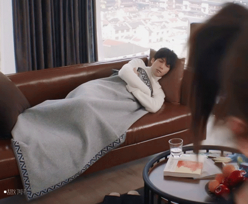 罗云熙|他是娱乐圈最大谜团：帅到惨绝人寰，为什么老被女人抛弃？