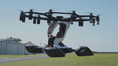 旅航者t1|花几十万钱，续航10分钟，飞行汽车给谁开？