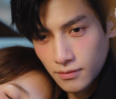 罗云熙|他是娱乐圈最大谜团：帅到惨绝人寰，为什么老被女人抛弃？