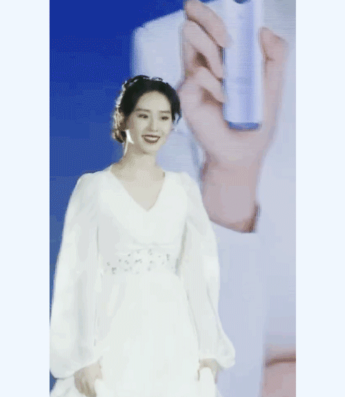 余晚晚|同样叫晚晚，一个费尽心机换来众人嘲，她却让人酸得心服口服