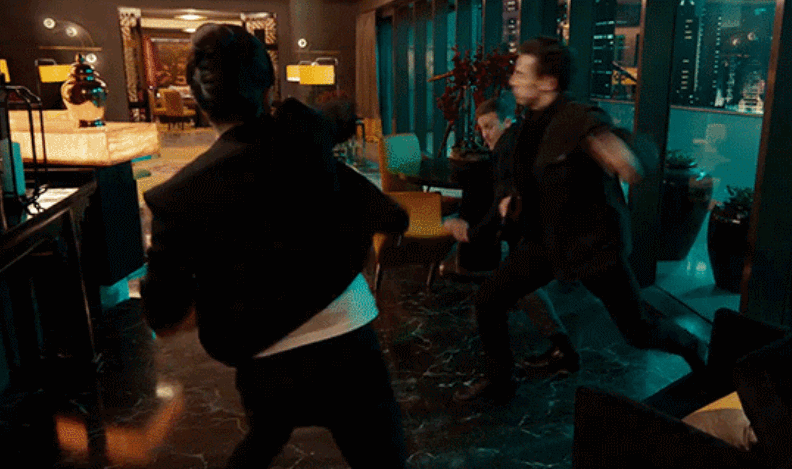 范冰冰|范冰冰海报用国旗惹争议，但她并非首例，吴京用国旗创造票房神话