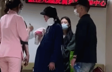 郭碧婷|郭碧婷产女细节曝光：小两口三天没换衣服，向太夫妇全程陪产