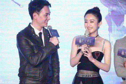 冯绍峰|冯绍峰迎42岁生日，赵丽颖为老公庆生甜喊爱称“二叔”，不忘为其宣传新戏