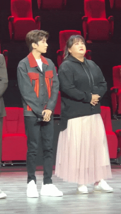 贾玲|她是不是为数不多的零差评女艺人？