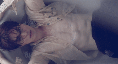 男神|再馋他的身子，男神新剧还是要扑了