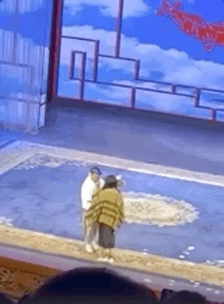 赵本山|谣言再起！赵本山又被传被捕入狱，本尊登刘老根大舞台实力辟谣