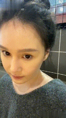 小球球|颜值频遭质疑？赵本山女儿小球球罕见晒素颜无美颜自拍，颜值能打不输女星