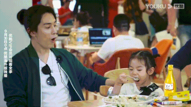 戚薇|3岁遭“封杀”，却凭一张照片逆袭爆红：戚薇，你咋把女儿养成人精了？