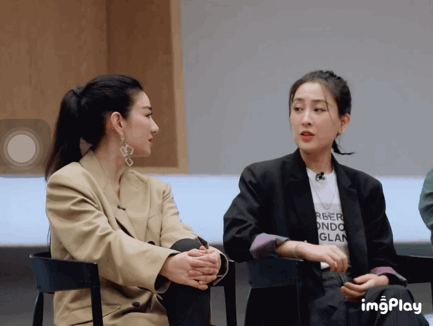 黄奕|综艺首秀这么没情商，她能把打烂的牌一张张赢回来么？