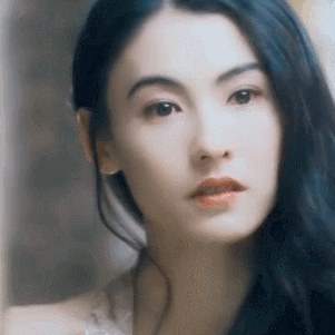 张柏芝|张柏芝这连环的爆炸消息，不值得一个热搜吗？