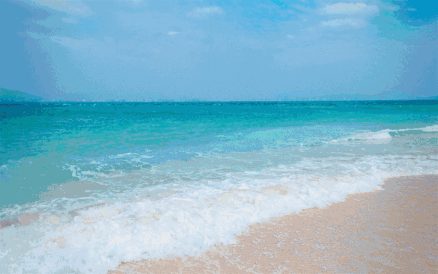 海南是很多人心中的度假圣地,在这里不仅有美丽的大海,充满阳光的沙滩