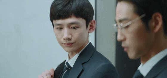 职场剧|他没能成为爆款，是国产剧的损失