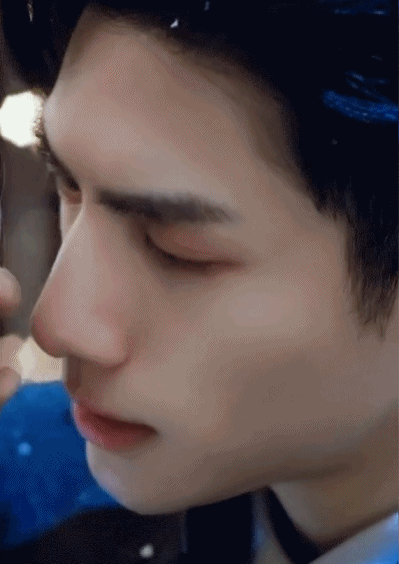 罗云熙|他是娱乐圈最大谜团：帅到惨绝人寰，为什么老被女人抛弃？