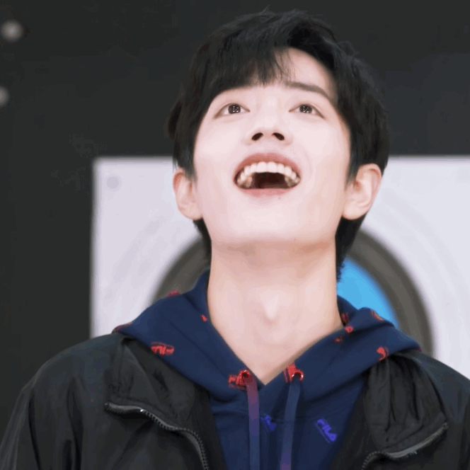 肖战|品牌获得金微奖，肖战功不可没