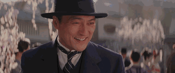 吉娜|吉娜怀孕了，技术流分析她的孩子会遗传整形前吗？