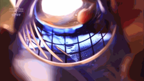 玻璃杯|他把玻璃杯做成“钻石”，一个卖出10000元天价