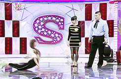 赵丽颖|赵丽颖情敌当众表示不服，反被网友群嘲：看她如何用实力手撕网友