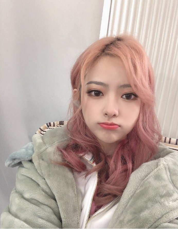 lpl官方女解说kris发布新歌消费自己-英雄联盟官方网站-腾讯游戏