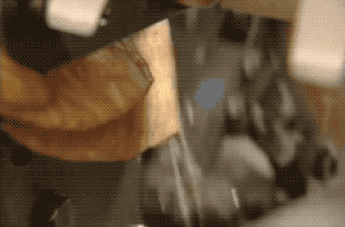 鱿鱼|鱿鱼肉是怎么被机器“撕扯”成鱿鱼丝的？