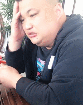 草帽姐|上演苦肉计炒作卖货？草帽姐直播间大哭，被老公家暴抓头发伤透心