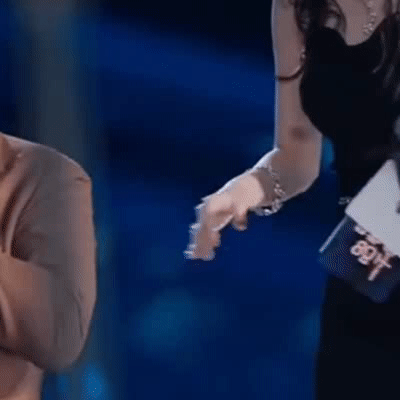 沈腾|从沈腾不扶杨幂说起，曾相互吐槽、调侃绯闻，但关系依然很铁