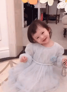 贾晓晨|她女儿真的好漂亮啊！