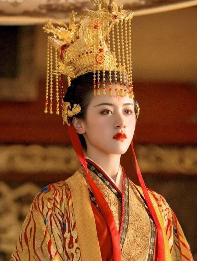 袁冰妍为什么能红?看完这个细节你就知道了!