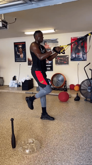 3分弹无虚发壮如巅峰霍华德一年不见卡佩拉变这样了