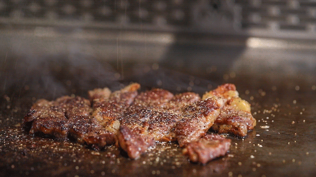 店就会pick的牛排一出场就自带bgm经典火焰牛排1最强top榜伊兹铁板烧