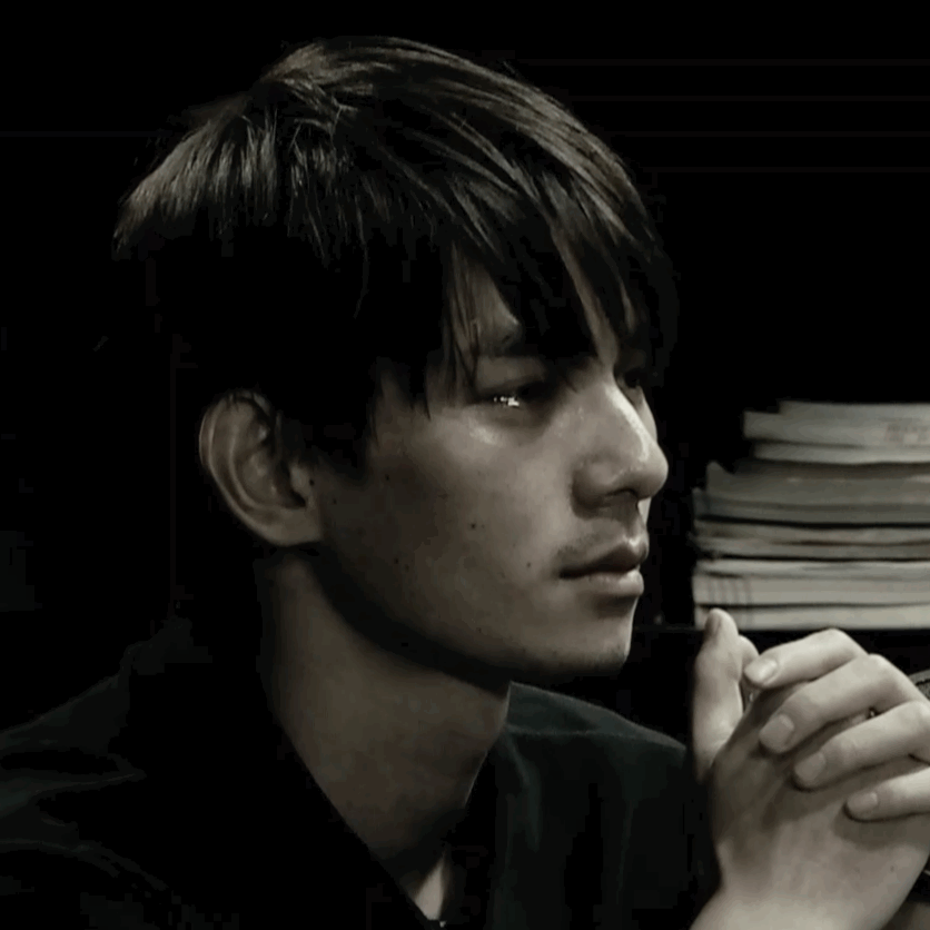 何昶希|何昶希为戏留三天胡子，也能开始吹敬业了？