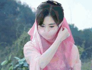 鞠婧祎|美貌和演技不可兼得？放不下偶像包袱的鞠婧祎，注定艰难的转型演员之路