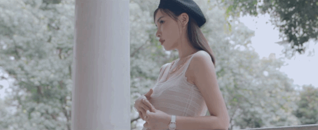 曹译文|这次她算是犯众怒了……